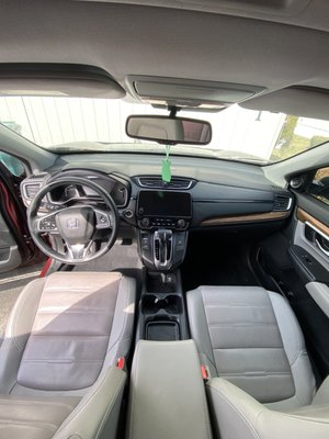 2019 crv full interior detail and pet hair removal - This was a 2019 crv that need a full interior detail, and a ton of pet hair removal!!! It came out great!!! 2019 crv full interior detail and pet hair removal - This was a 2019 crv that need a full interior detail, and a ton of pet hair removal!!! It came out great!!!