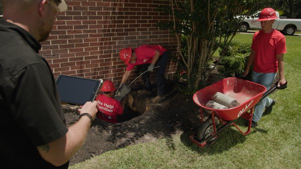 Home Foundation Repair - Cracks in walls? Doors that stick? Uneven floors? Olshan has been restoring homes with foundation problems in Texas since 1933. Home Foundation Repair - Cracks in walls? Doors that stick? Uneven floors? Olshan has been restoring homes with foundation problems in Texas since 1933.