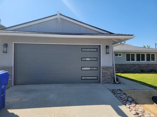 Before & After - The 2025 Cost vs. Value report is out, and for the second consecutive year, garage door replacement takes the top spot, with a whopping 268% Return On Investment. Before & After - The 2025 Cost vs. Value report is out, and for the second consecutive year, garage door replacement takes the top spot, with a whopping 268% Return On Investment.