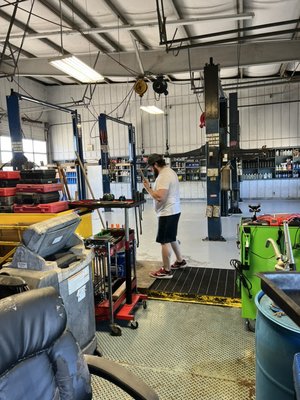 Auto Repair - The most trusted auto repair shop in Gonzales, LA! At CNC Auto Repair, we provide our clients with dependable, quality service for all their auto repair needs. Our team of ASE Certified technicians is dedicated to providing the Gonzales, LA area with top-notch auto care services for all domestic and Asian makes and models. With decades of experience in the industry, you can trust that your vehicle is in good hands when it’s in our shop. Our goal is to provide you with the best value for your automotive repair needs. We strive to offer competitive prices without compromising on quality or safety. We serve drivers in Geismar, Prairieville, Sorento and Donaldsonville, and Gonzales, LA!