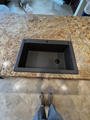 Granite Repair & Sink replacement - In this project they were looking to fix the granite countertops which they tried in the past with other company that only filled the crack, and that didn’t work out well, the color was horrible and not smooth, Now they found a sink that matched with the granite and we were able yo replace and fix the granite once and for all.. Granite Repair & Sink replacement - In this project they were looking to fix the granite countertops which they tried in the past with other company that only filled the crack, and that didn’t work out well, the color was horrible and not smooth, Now they found a sink that matched with the granite and we were able yo replace and fix the granite once and for all..