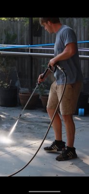 Pressure washing. - Handyman Hardin offers Pressure washing services. Great attention to detail and we only use top quality machines and tools. Pressure washing. - Handyman Hardin offers Pressure washing services. Great attention to detail and we only use top quality machines and tools.