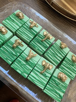 Dessert Table treats - We offer varies packages for desserts tables. Call today and ask us about it Dessert Table treats - We offer varies packages for desserts tables. Call today and ask us about it
