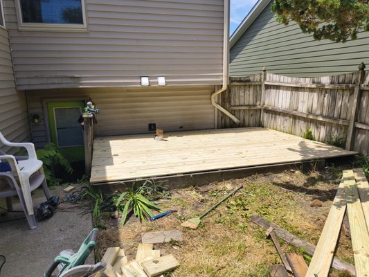 New decking and leveling - laying new deck would and leveling at the deck and extended it 1 and a half feet New decking and leveling - laying new deck would and leveling at the deck and extended it 1 and a half feet
