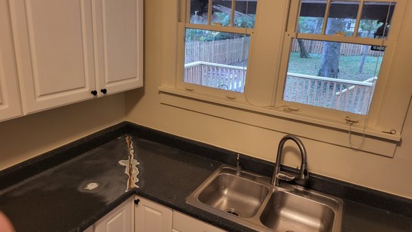 Countertop resurfacing - The landord called to get options on refinishing a bathtub. And then learned we could resurface his countertops Countertop resurfacing - The landord called to get options on refinishing a bathtub. And then learned we could resurface his countertops