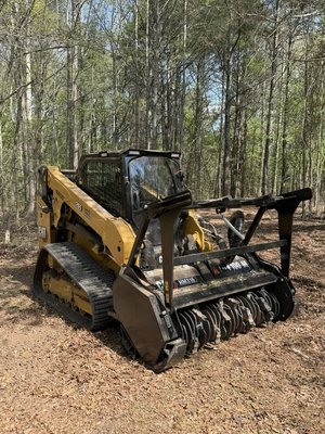 What is forestry mulching good for? - Forestry mulching is great for giving you, your land back. Giving you more usable land, better sights, and a better, and cleaner look!
Reason why mulching might be for you, and your land!
1. Do you have a pond or lake that your view is blocked by small trees and overgrowth?
2. A field overrun by patches of small pine thickets?
3. Land you would love to use for walking, riding horses, and four wheelers?
4. Overgrowth behind your house minimizing your back yard of what it could be?
5. You have cows and have an area of overgrowth and small trees underneath those big shade trees?
If you have any of these problems we can solve them!
We can open up those areas to be usable again.
Whether that's for you to walk on, ride on, or even have a picnic on. We can open up your backyard and make it bigger! We can also give your cows more shade, and give you more room for more cows!