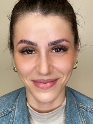 Volume - Pair your brows and lashes together to get the wake up ready look that have you glowing and feeling confident for the day.