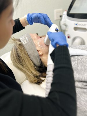Sofwave Treatment - Sofwave is a non-invasive skin rejuvenation treatment that uses proprietary Synchronous Ultrasound Parallel Beam technology to stimulate collagen production. The procedure targets the mid-dermal tissue layer to improve skin texture, reduce wrinkles, and enhance skin elasticity. Sofwave is designed to be quick, with minimal discomfort and downtime, making it an appealing option for those seeking a cosmetic enhancement without surgery.