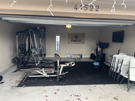 Gym redesign on a budget - The customer wanted a custom gym without breaking the bank.