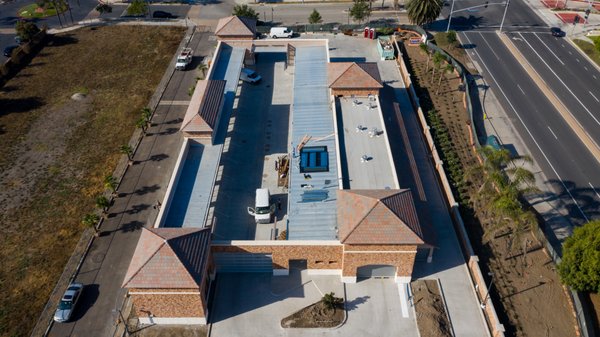 Commercial Concrete Tile Roof with Flat Finish Profile - Concrete tiles from Eagle Manufacturing, with a flat finish profile. It is a waterproof tile that also gives the roof a new sleek look. Check out this car wash when in Oxnard, CA! Commercial Concrete Tile Roof with Flat Finish Profile - Concrete tiles from Eagle Manufacturing, with a flat finish profile. It is a waterproof tile that also gives the roof a new sleek look. Check out this car wash when in Oxnard, CA!