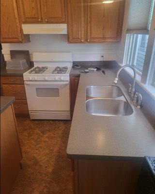 Move in/out cleaning - Here are some move out/move in cleaning we've done. Move in/out cleaning - Here are some move out/move in cleaning we've done.
