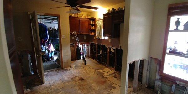 Providing affordable and reliable demo and junk removal - We offer a wide range of demolition and junk removal services, including residential and commercial customers. Our services are designed to meet the needs of our clients by providing them with such as furniture, household item, appliance, and outdoor item removal. Providing affordable and reliable demo and junk removal - We offer a wide range of demolition and junk removal services, including residential and commercial customers. Our services are designed to meet the needs of our clients by providing them with such as furniture, household item, appliance, and outdoor item removal.