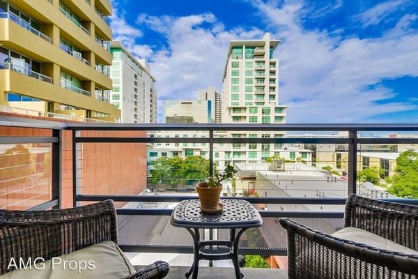 Union Street Apartment - *NO LONGER AVAILABLE* - Breathtaking Views! Furnished Condo Overlooking Downtown San Diego - Be a part of this amazing furnished one bedroom, one bathroom condo located in Downtown San Diego. High ceilings and clean tiling throughout the house makes this place irresistible. The bedroom has a striking ceiling design and a spacious closet along with scenic views through the room window. Beautiful wall tile enhances the design inside the bathroom. The condominium's open floor plan flows seamlessly from the kitchen to the living room and allows plenty of natural light through its ceiling to floor windows. Feel free to step out to the large balcony and embrace the breathtaking San Diego views on this 11-floor story building.
Aperture is a chic, urban condominium building located at Union Street and W Beech Street. An easy 12-minute walk will take you to Maritime Museum, Waterfront Park, and a variety of different restaurant & bars. Westfield Horton Plaza is also just a few minutes away! Nearest freeways are 163 and 5.
CALL OLIVER @ 619-715-5459 FOR INFORMATION OR TO SCHEDULE A SHOWING. Union Street Apartment - *NO LONGER AVAILABLE* - Breathtaking Views! Furnished Condo Overlooking Downtown San Diego - Be a part of this amazing furnished one bedroom, one bathroom condo located in Downtown San Diego. High ceilings and clean tiling throughout the house makes this place irresistible. The bedroom has a striking ceiling design and a spacious closet along with scenic views through the room window. Beautiful wall tile enhances the design inside the bathroom. The condominium's open floor plan flows seamlessly from the kitchen to the living room and allows plenty of natural light through its ceiling to floor windows. Feel free to step out to the large balcony and embrace the breathtaking San Diego views on this 11-floor story building.
Aperture is a chic, urban condominium building located at Union Street and W Beech Street. An easy 12-minute walk will take you to Maritime Museum, Waterfront Park, and a variety of different restaurant & bars. Westfield Horton Plaza is also just a few minutes away! Nearest freeways are 163 and 5.
CALL OLIVER @ 619-715-5459 FOR INFORMATION OR TO SCHEDULE A SHOWING.