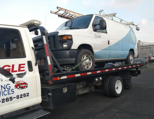 Local Towing - We provide local towing service, call now!