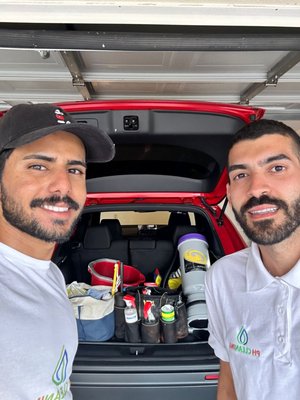 deep cleaning - This project comes up after we spoke with the gentle lady who asked for a thorough deep cleaning with all tasks this job requires plus we had oven, fridge done.