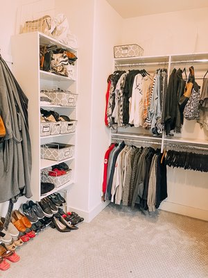 Master closet organization project - This is a master closet that was decluttered and organized in an afternoon. Master closet organization project - This is a master closet that was decluttered and organized in an afternoon.