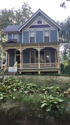 Historical Home - This home is 100 years old. we brought it back to its glory. Sherman Hills, Des Moines