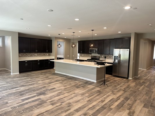 Move out clean a success, we are dirts worst nightmare 😬 - A move out cleaning needed, we always focus on the hard areas being the kitchen and bathrooms. A success here today!