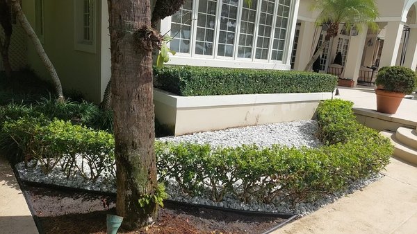 White Marvel rocks - These are White Marvel rocks that help prevent weeds and only need once-a-year cleaning to look new again. White Marvel rocks - These are White Marvel rocks that help prevent weeds and only need once-a-year cleaning to look new again.