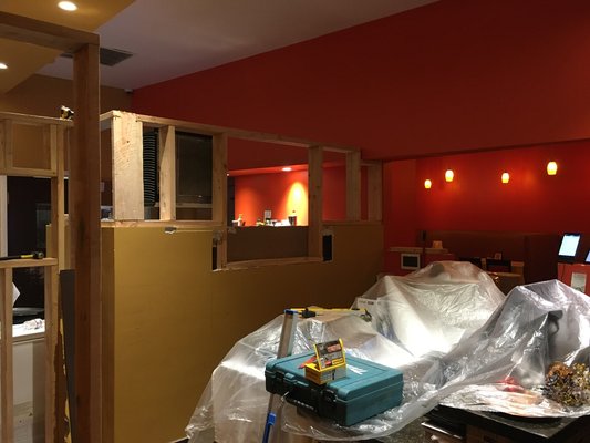 New walls installed - Esta reforma se hizo en un restaurante… New walls installed - Esta reforma se hizo en un restaurante…