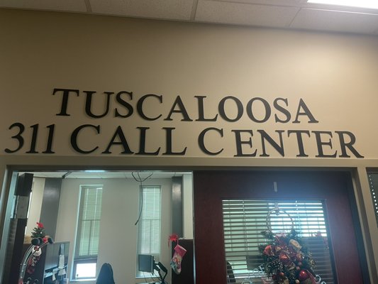 Tuscaloosa 311 call center repaint - Thanks to the city of Tuscaloosa for choosing paints on us plus to assist with the repaint of this commercial office space Tuscaloosa 311 call center repaint - Thanks to the city of Tuscaloosa for choosing paints on us plus to assist with the repaint of this commercial office space