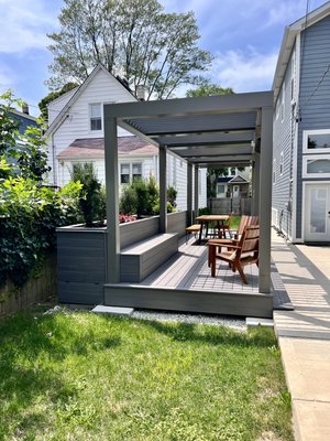 PERGOLA 2023 - This side yard deck with a pergola came out beautifully. Love the colors and design. PERGOLA 2023 - This side yard deck with a pergola came out beautifully. Love the colors and design.