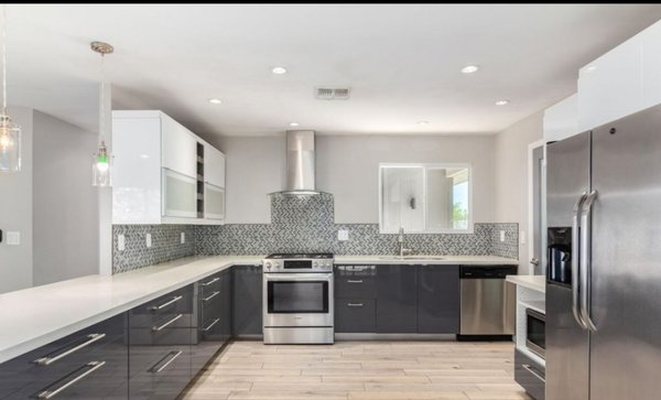 Just Sold - Valley View Rd - we just helped our clients sell their home for over $75,000 over their list price on 8402 E Valley View Rd in Scottsdale. We not only helped them sell for more but also saved them over $21,000 in commissions on the sale! Sold @ 825,000