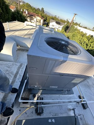 HVAC Service Call - Problem Solved, Comfort Restored! Another successful HVAC service call in the books. Our team is committed to keeping your home cozy and your worries at bay. 😊🛠️