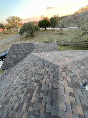 You must love what you do to truly be good at it! - Our skilled professionals can handle any roofing or gutter challenge. Every home has unique challenges, but for every challenge, we have a tailored solution. Bring us your concerns, and we'll provide expertise and results. Book a free consultation today. 🛠️ You must love what you do to truly be good at it! - Our skilled professionals can handle any roofing or gutter challenge. Every home has unique challenges, but for every challenge, we have a tailored solution. Bring us your concerns, and we'll provide expertise and results. Book a free consultation today. 🛠️