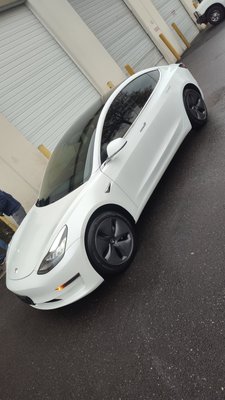 Tesla model 3 - 40% front windshield
20% sides ceramic tinting Tesla model 3 - 40% front windshield
20% sides ceramic tinting