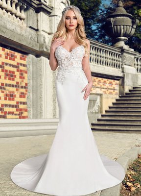 Cristiano Lucci Collection - This Magic Moment Bridal Studio is a unique bridal experience where family and friends can help you find the wedding dress of your dreams. Our expert stylists are here to help you say “Yes!” to the dress, and make sure that you feel confident in your selection. We have a large and diverse selection of wedding dresses, so you’re sure to find something that fits your style and budget. Visit us today and let’s start celebrating this magic moment! With over 7 unique and beautiful lines, our prices range from $1300 to $4000. A perfect spot in-between the national average of $1900 published by The Knot. We are rated #1 in Pittsburgh by brides on both our reviews and voted winner of 2022 & 2023 Best Of The 'Burgh. We are also and Best of Weddings by The Knot for 2023, yet again! We highly recommend you take a look at our reviews and get a great feel for our beautiful studio. A hot tip, it's best to come shop 12 to 15 months prior to the wedding date. It gives the perfect time to get your beautiful dress made, delivered, and ready for alterations. Let everything come together stress-free and with ease. Book the best bridal experience because you deserve it.
