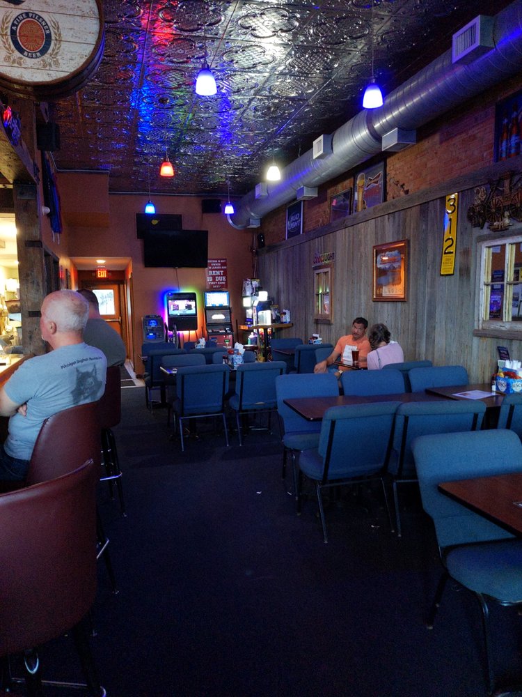 Uncle Lyles Tavern And Grille - 137 Photos 59 Reviews - Bars - 108 Tecumseh St Dundee Mi - Restaurant Reviews - Phone Number - Menu