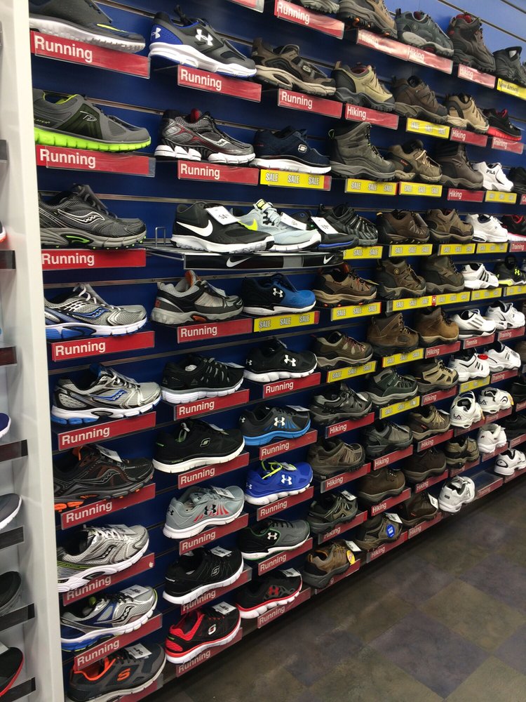 nearest big 5 shoe store