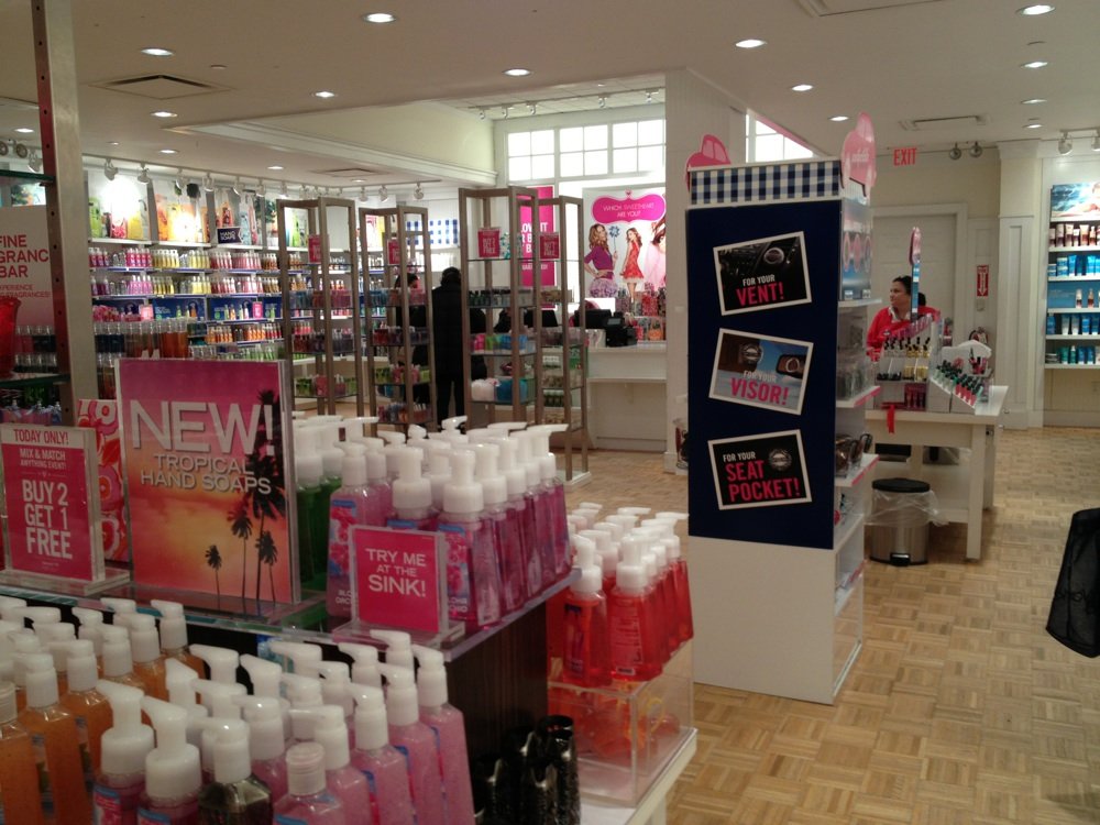 Bath Body Works 10 Photos Cosmetics Beauty Supply 8251 Flying Cloud Drive Eden Prairie Mn Phone Number